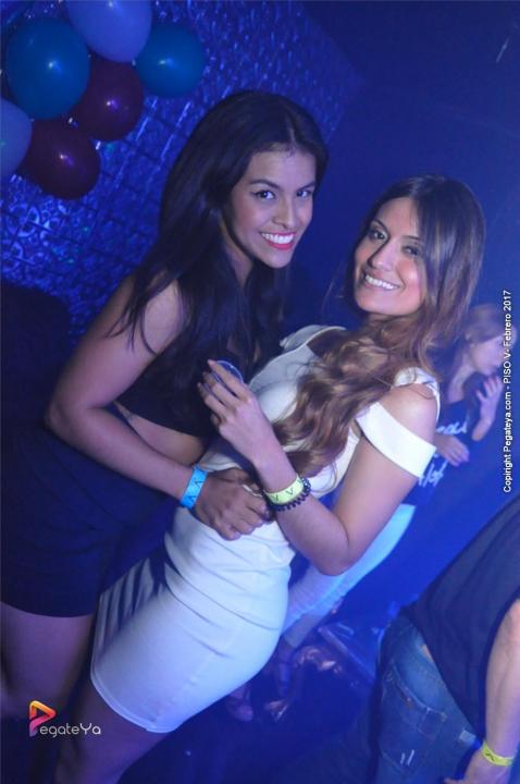 Foto 2 de PISO V - sabado 4 de febrero de 2017 en Bar Piso V Bucaramanga, Bucaramanga