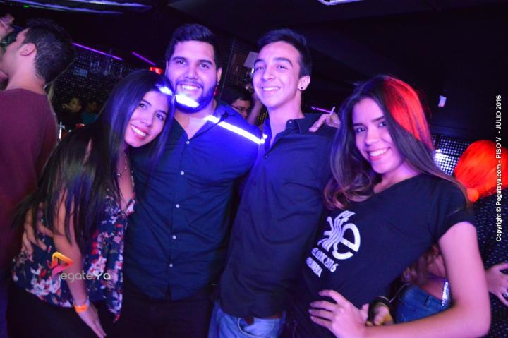 Foto 27 de PISO V - Viernes 15 de julio 2016 en Bar Piso V Bucaramanga, Bucaramanga