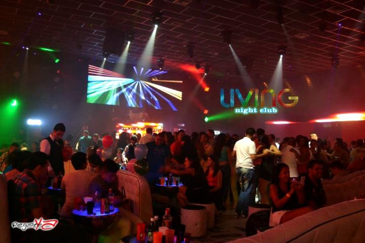 Foto 37 de Living - Feria 2014 en Living Night Club, Cali