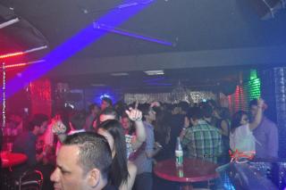 Foto 33 de Bling Bar 16 de abril de 2014 en Bar Bling Bucaramanga, Bucaramanga