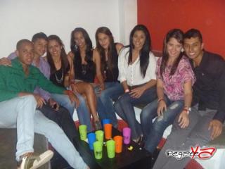 Foto 23 de Marzo 17 del 2012 en Babel / Barra Libre Cali, Cali