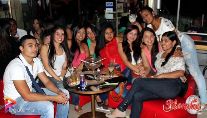 Foto 19 de Blondie - 2do FDS Mayo 2015 en Blondie Bar Cali, Cali