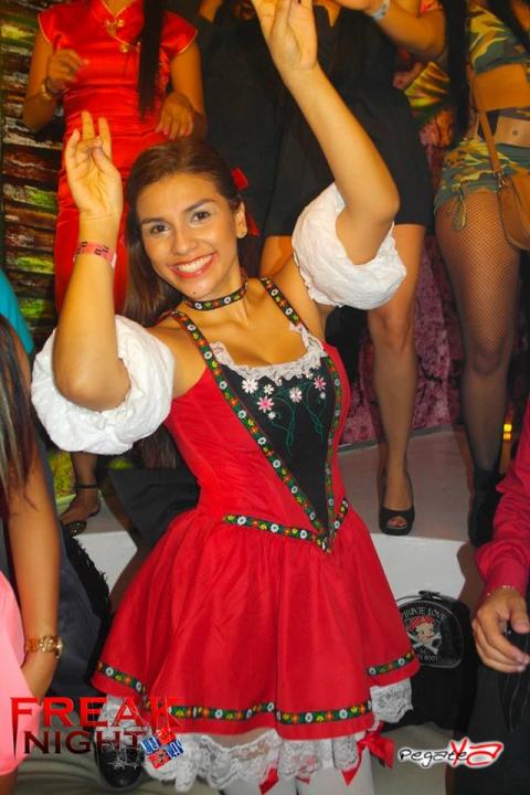 Foto 139 de Lolas - Halloween 2014 en Lolas Club Menga Cali, Cali