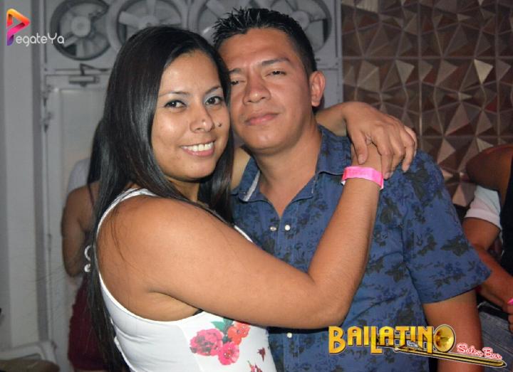 Foto 25 de Bailatino - 3ER Fds Mayo 2017 en Bailatino - Bar, Cali