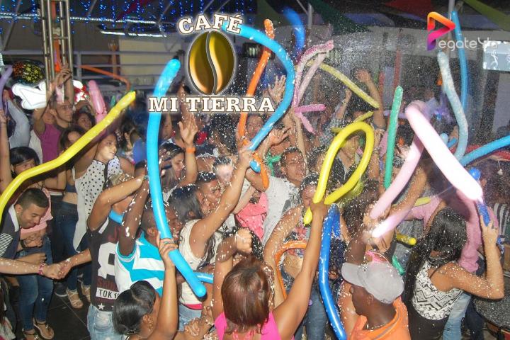 Foto 44 de Cafe Mi Tierra- 1er Fds Abril 2016 en Cafe Mi Tierra, Cali