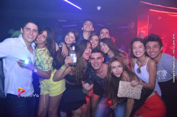 Foto 49 de PISO V - Sabado 16 de abril 2016 en Bar Piso V Bucaramanga, Bucaramanga