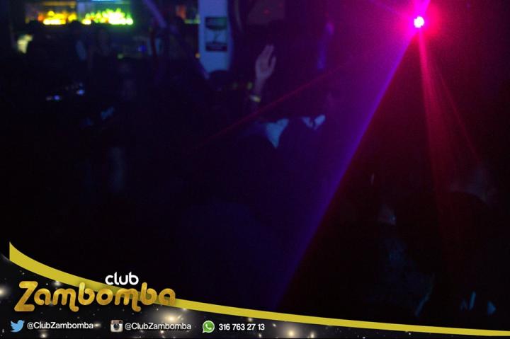 Foto 28 de ZAMBOMBA - julio 5 en Club Zambomba, Cali