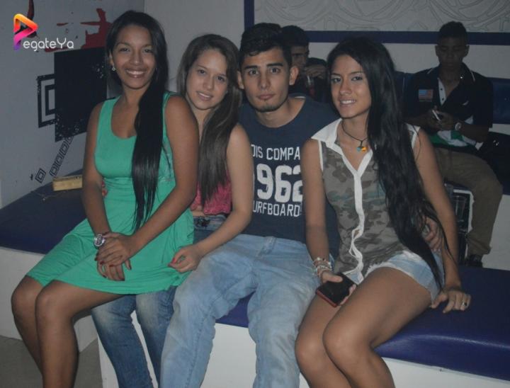Foto 3 de Ahma Bar - 4to FDS Junio 2015 en Ahma Cali, Cali