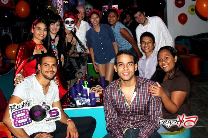 Foto 54 de Beautiful 80`s - Halloween 2014 en Beautiful 80`s Cali, Cali