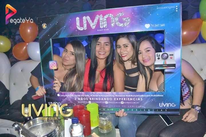 Foto 8 de living Night Club - 4to Agosto 2016 en Living Night Club, Cali