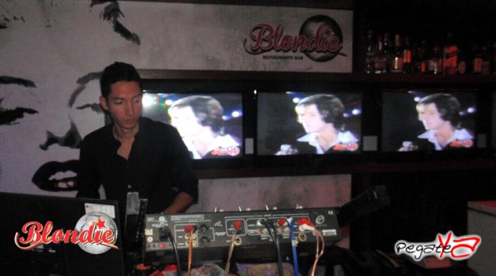 Foto 67 de Blondie - Amor y Amistad en Blondie Bar Cali, Cali