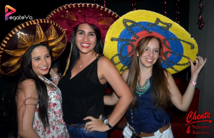 Foto 5 de Chente - Amor y Amistad 2015 en CHENTE Vallenatos y Rancheras, Cali