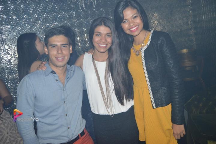 Foto 41 de Bar Bling sábado 28 de marzo 2015 en Bar Bling Bucaramanga, Bucaramanga