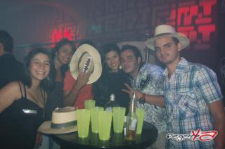 Foto 29 de Mia 04 de Agosto en Discoteca Mia Medellin, Medellín
