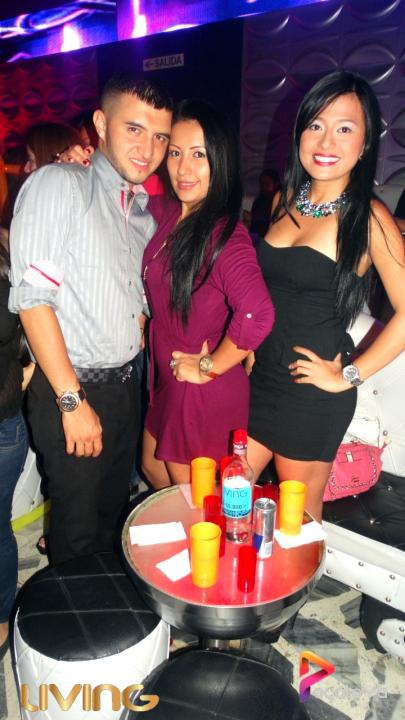Foto 31 de Living - Abril 25 del 2015 en Living Night Club, Cali