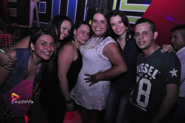 Foto 18 de El Manicomio sábado 02 de mayo 2015 en Discoteca El Manicomio Bucaramanga, Bucaramanga