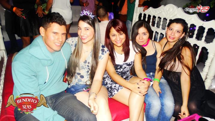 Foto 33 de Bendito Seas - 3er FDS de Octubre en Discoteca Bendito Seas Medellin, Medellín