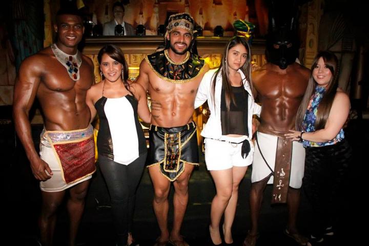Foto 31 de FOTOS AMARNA MEDELLIN - 23 Mayo de 2015 en Discoteca Amarna Medellin, Medellín