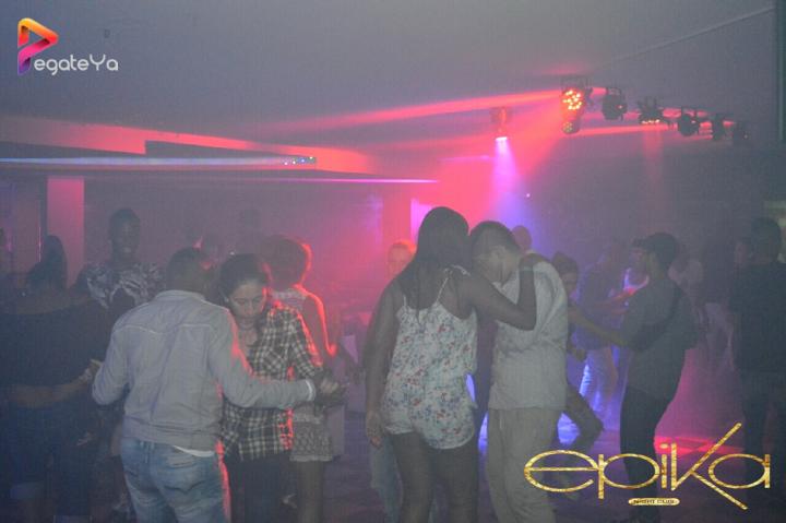 Foto 10 de EPIKA - 4tO FDS DIC. 2016 en Epika Night Club, Cali