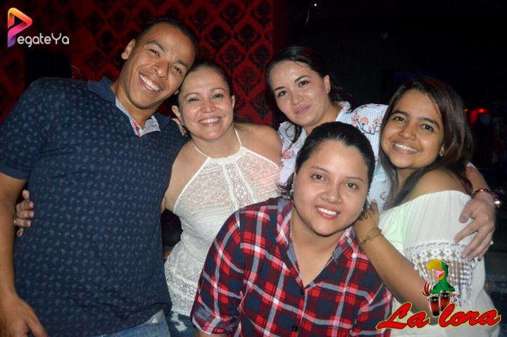 Foto 21 de La Lora - 1er Fds Junio 2017 en La Lora Bar, Cali