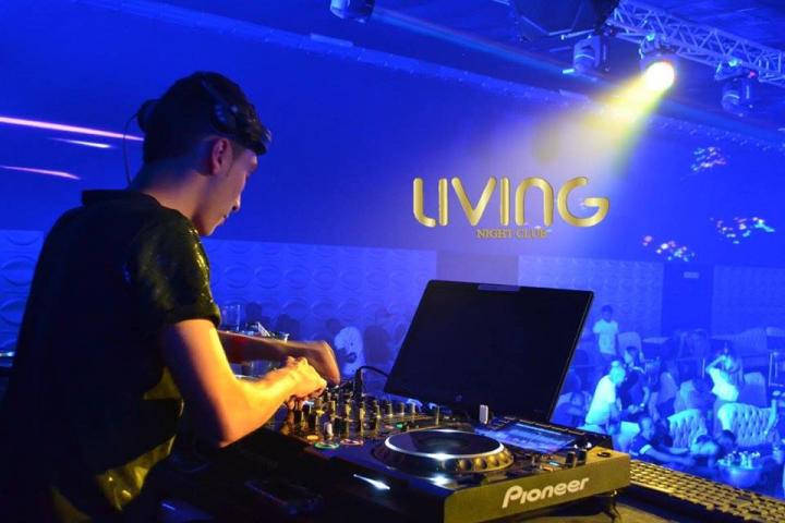 Foto 38 de Living Night Club - 2do/3er fds Junio en Living Night Club, Cali