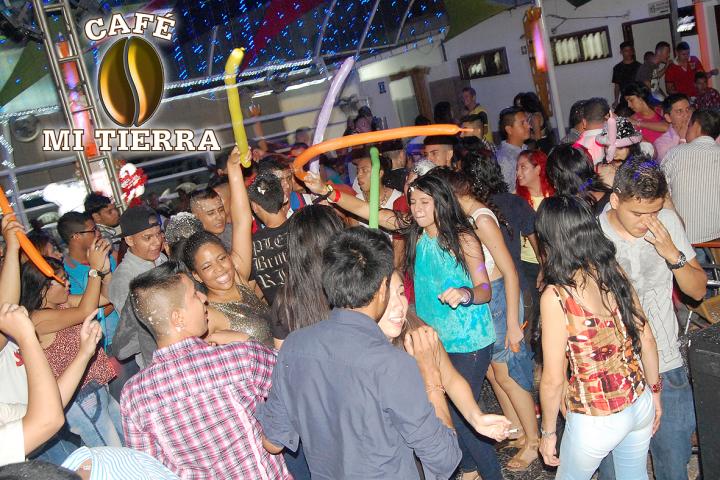 Foto 48 de Cafe mi Tierra - 3er Fds Abril 2016 en Cafe Mi Tierra, Cali