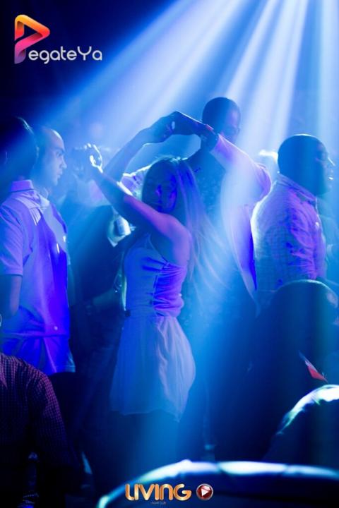 Foto 55 de Living Night Club - 3er fds Junio 2016 en Living Night Club, Cali