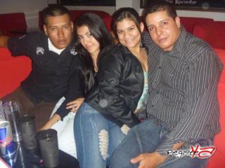 Foto 23 de Marzo 17 del 2012 en Zalez Bar Karaoke Cali, Cali