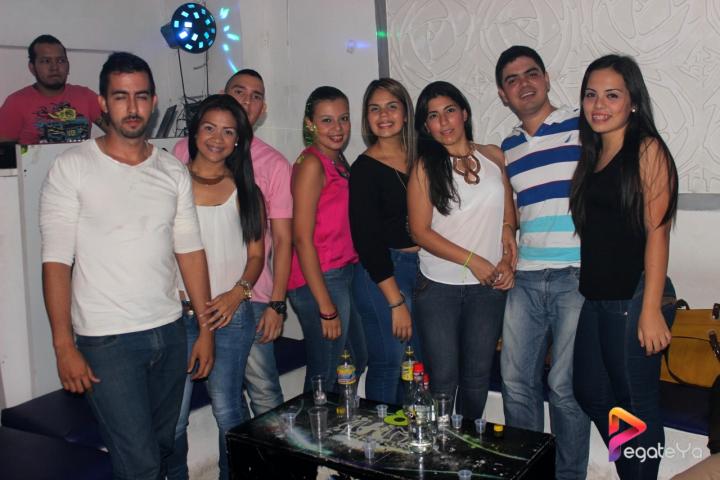 Foto 24 de Ahma Bar - Abril 25 del 2015 en Ahma Cali, Cali