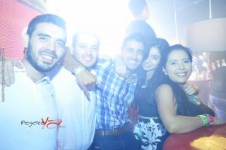 Foto 129 de Bar BLING 12 de abril de 2014 en Bar Bling Bucaramanga, Bucaramanga