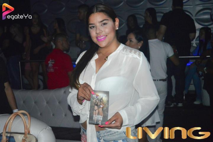 Foto 64 de Living Night Club - 3er Aniversario 2016 en Living Night Club, Cali