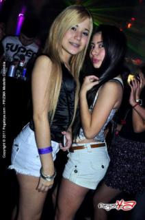 Foto 12 de Discoteca Prizma 26 noviembre 2011 en Prizma Discoteca Medellin, Medellín