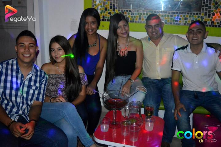 Foto 2 de Colors - 1er FDS Nov. 2015 en Colors Drinks