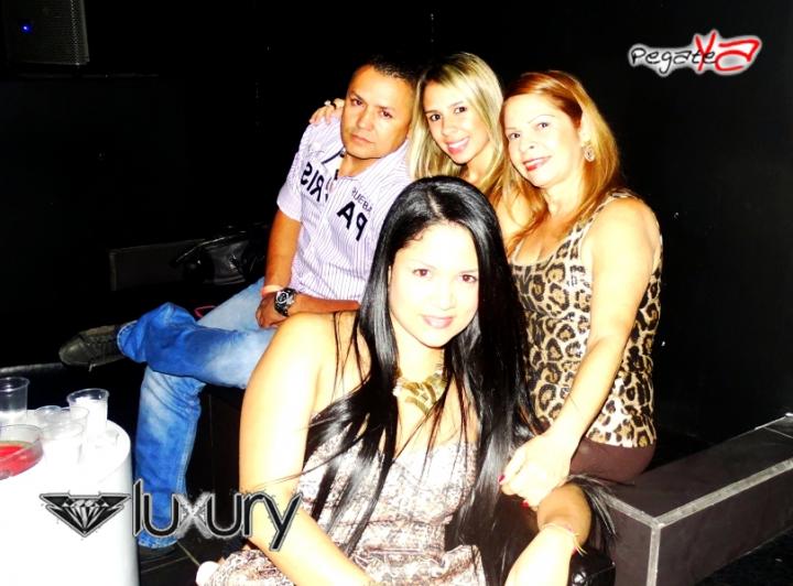 Foto 10 de Luxury - 1er FDS de Nov 2014 en Discoteca Luxury Medellin, Medellín