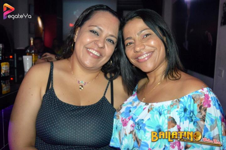 Foto 30 de Bailatino - 4to Fds Mayo 2017 en Bailatino - Bar, Cali