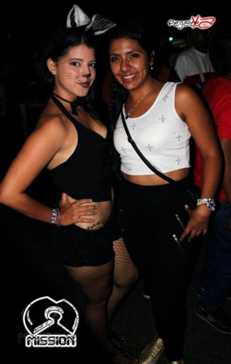 Foto 20 de Mission Club - Halloween 2014 en Mission Club, Cali