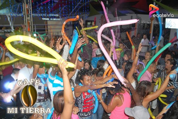 Foto 45 de Cafe Mi Tierra- 1er Fds Abril 2016 en Cafe Mi Tierra, Cali