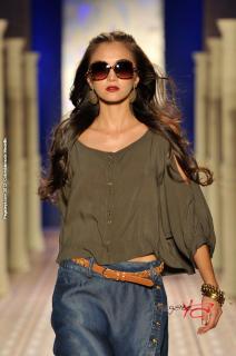 Foto 141 de Pasarela Studio F - 2012 en Fotos Colombiamoda, Medellín