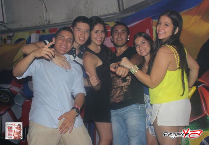 Foto 144 de Discoteca Lolas Cali - fotos Julio 5 de 2014 en Lolas Club Menga Cali, Cali