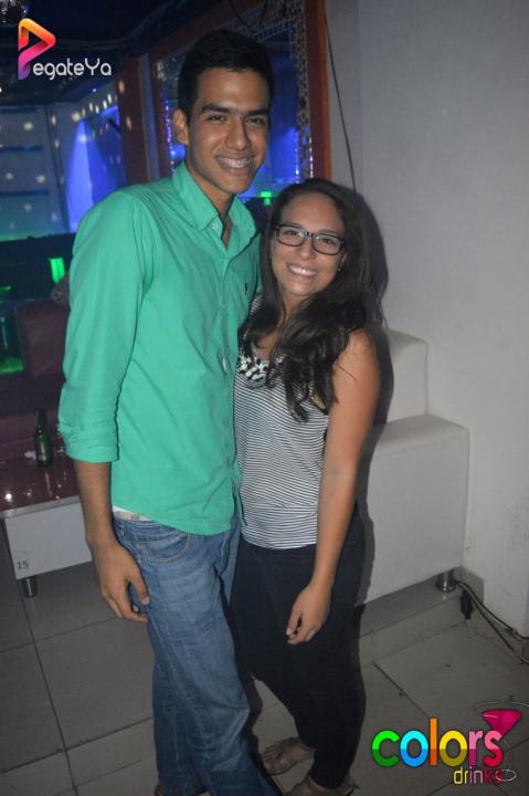 Foto 16 de Colors - 1er FDS Oct 2015 en Colors Drinks