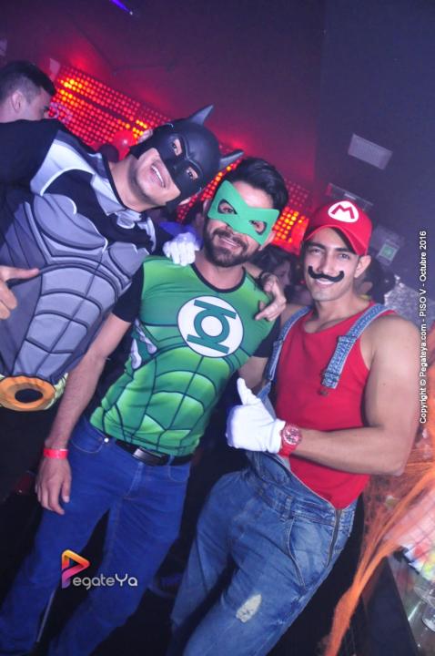 Foto 36 de PISO V - 29 Octubre 2016 en Bar Piso V Bucaramanga, Bucaramanga