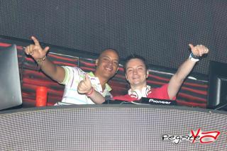 Foto 23 de Junio 08 del 2013 en Living Night Club, Cali