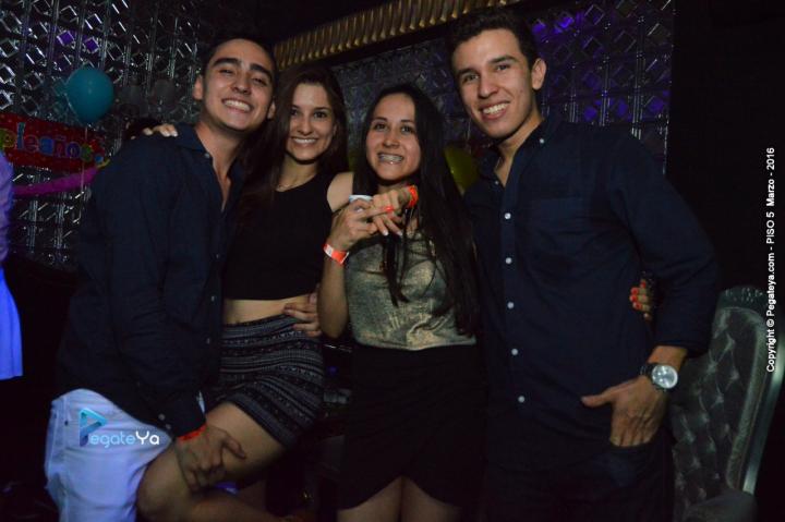 Foto 24 de PISO V - 12 marzo 2016 en Bar Piso V Bucaramanga, Bucaramanga
