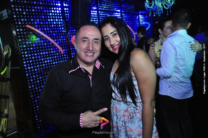 Foto 27 de PISO V - sábado 2 de sep 2017 en Bar Piso V Bucaramanga, Bucaramanga