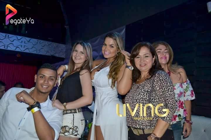 Foto 9 de living Night Club - 4to Agosto 2016 en Living Night Club, Cali