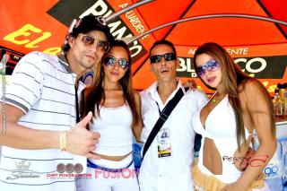 Foto 54 de Black And White Cali 2012 en Fiestas Colombia, Medellín
