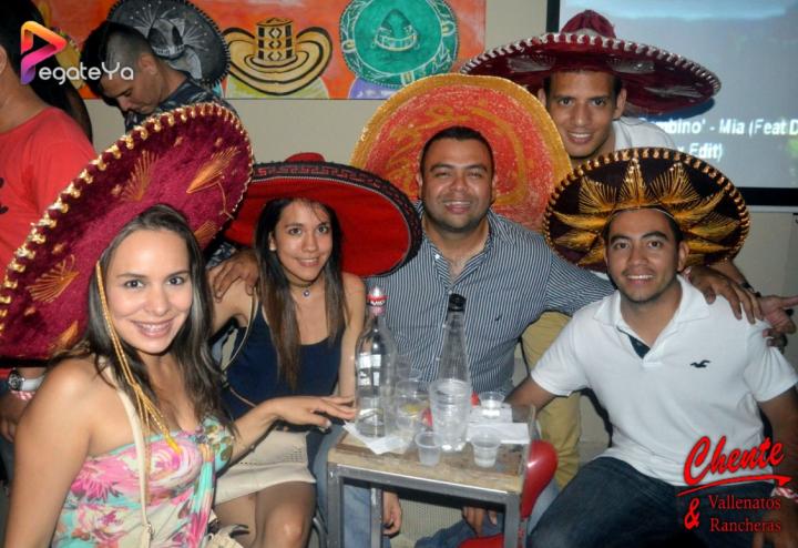 Foto 6 de Chente - Amor y Amistad 2015 en CHENTE Vallenatos y Rancheras, Cali