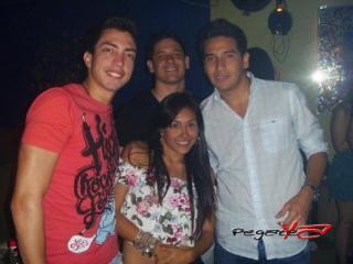 Foto 12 de Enero 13 del 2012 en El Palenque Cantina Cali, Cali