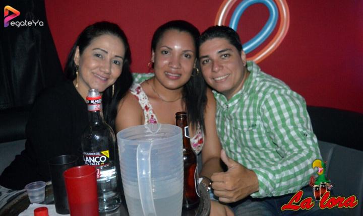 Foto 14 de La Lora - 3er Fds Julio 2017 en La Lora Bar, Cali