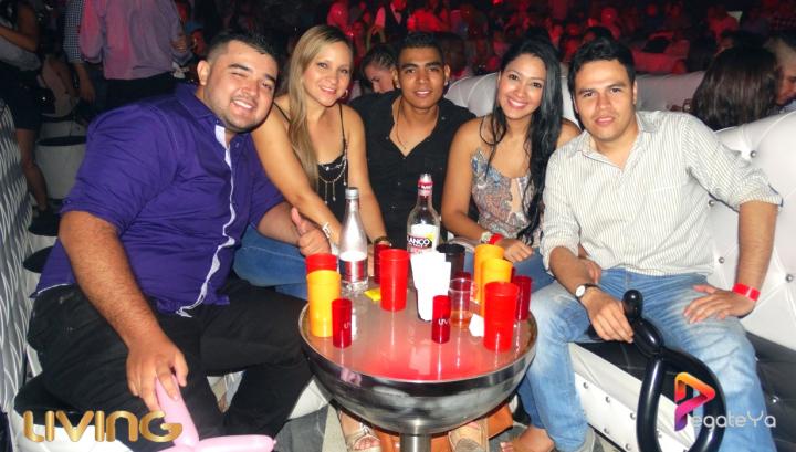 Foto 32 de Living - Abril 25 del 2015 en Living Night Club, Cali